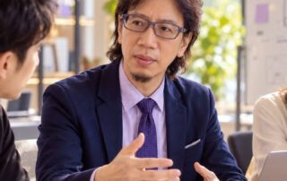 【想靠專業賺第二份收入？別急著經營粉絲，先讓陌生人相信你的能力！】